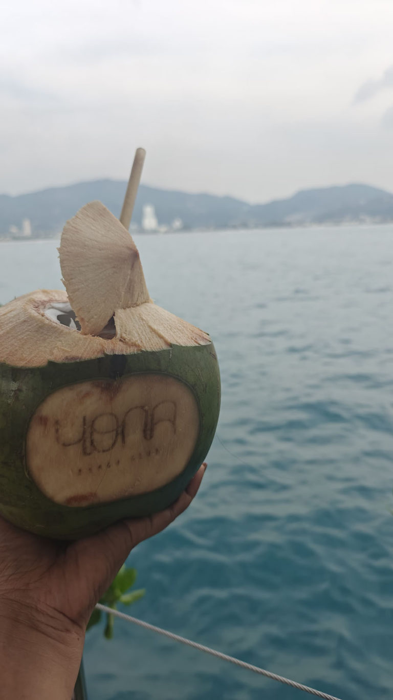 Food Influencer and Blogger Prateek An Insatiable Foodie HungerHoo 12 768x1365