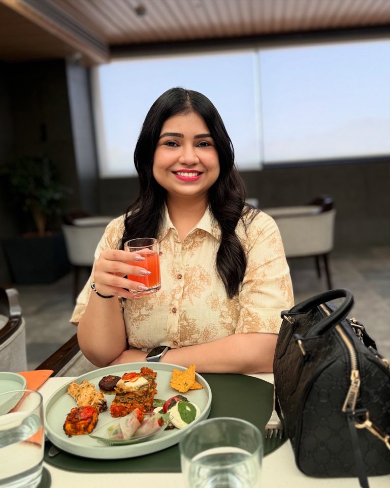 6C5C5943 A81E 49F7 8079 DB5974E6DFBC 768x960