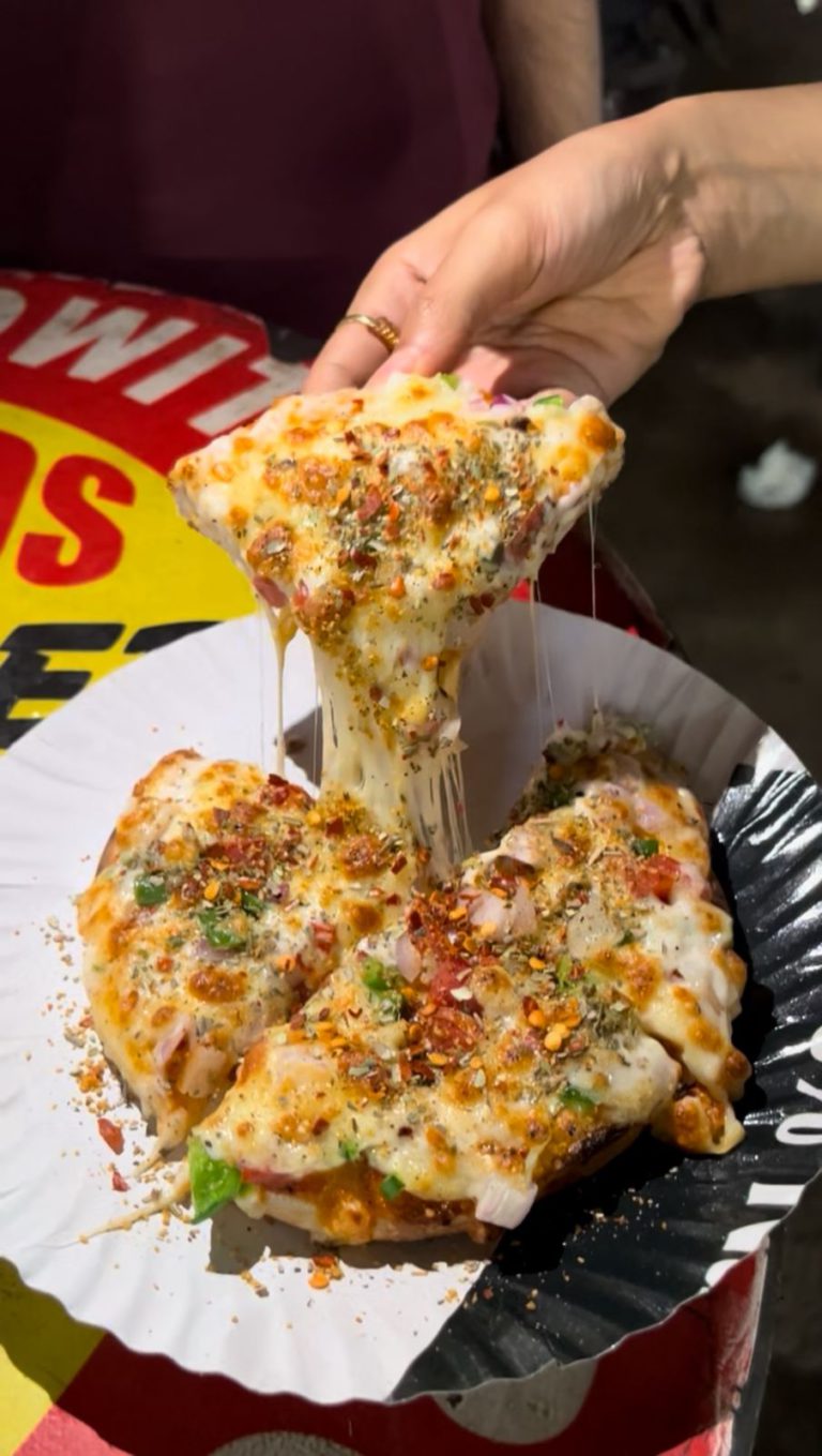 Food Influencer and Blogger Shivangi and Amit Twistie Bites HungerHoo 3 768x1359