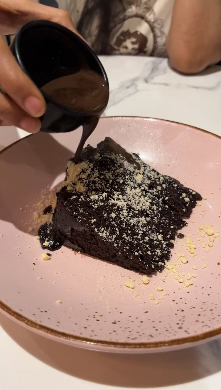 Food Influencer and Blogger Shivangi and Amit Twistie Bites HungerHoo 5 768x1356