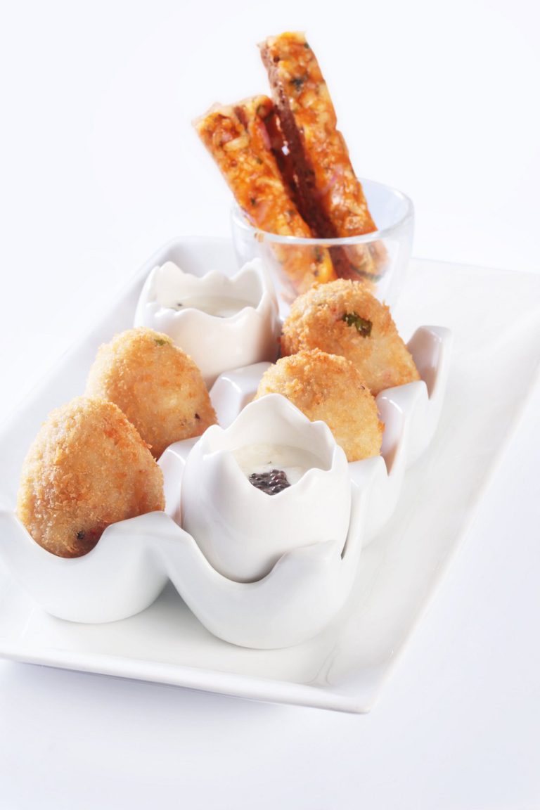 Highly Rated Restaurant Ziya The Oberoi Mumbai Maharashtra India HungerHoo 9 768x1152
